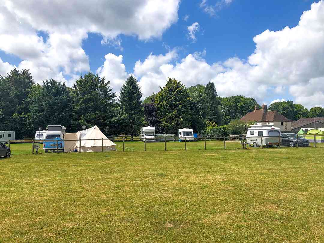 Folly Farm Caravan and Camping Park (a kezelő által 2023.07.14. napon hozzáadott fénykép) Folly Farm Caravan and Camping Park (a kezelő által 2023.07.14. napon hozzáadott fénykép)