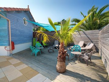 Outdoor swimming pool