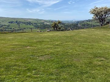Dolwg y mêl garden