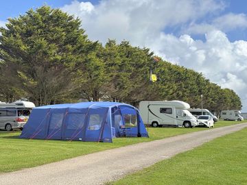 Electric camping pitch - tencreek holiday park