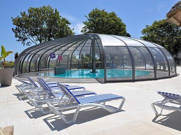 Covered pool