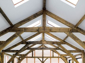 Oak-framed barn for a communal space