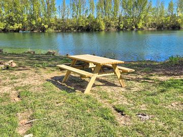 Picnic table by the lake