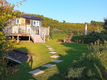 Quincecote shepherds hut