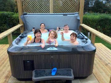 Unwind and book a session in jacuzzi when on site £25.00 (added by manager 21 may 2024)