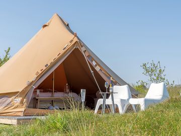 Bell tent