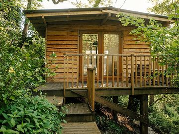 Kestrel lodge