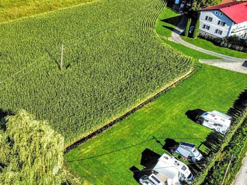Willkommen auf unserem campingplatz in der malerischen südsteiermark, wo ihr campingurlaub zu einem