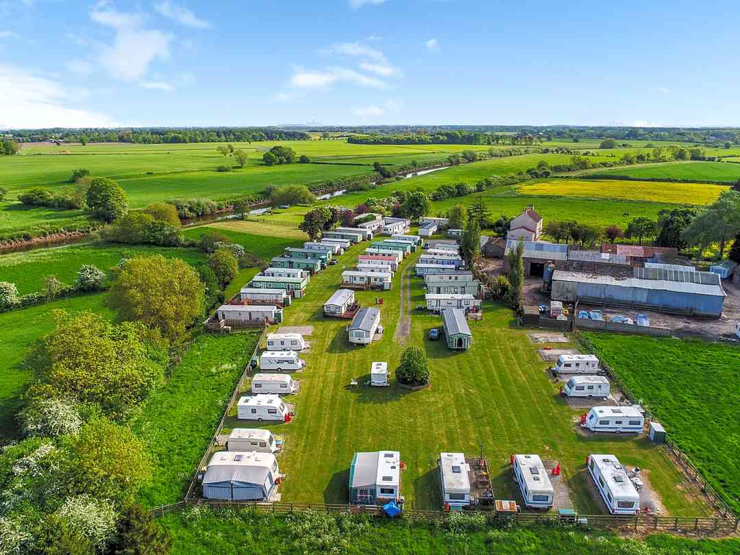 Hales Hill Park (foto aggiunta dal gestore il giorno 22/07/2019) Hales Hill Park (foto aggiunta dal gestore il giorno 22/07/2019)