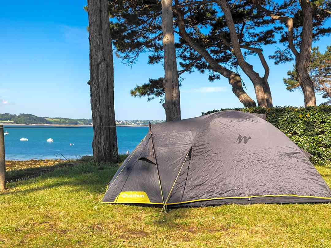 Lannion, Côtes d'Armor : Trouvez des campings avec emplacement pour tente  2024 à partir de 12,00 €/nuit | Pitchup.com