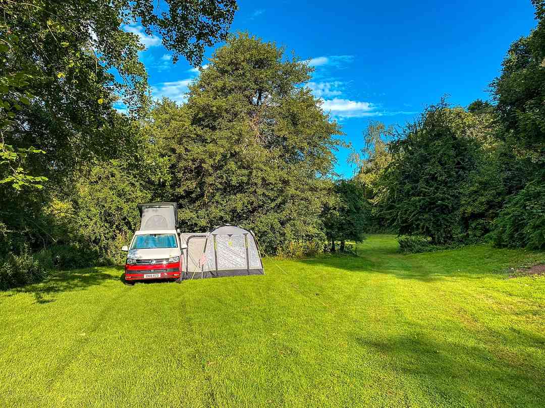 Pentwyn Dingle and Lodge Paddock Campsite (photo ajoutée par le gestionnaire le 20 sept. 2022) Pentwyn Dingle and Lodge Paddock Campsite (photo ajoutée par le gestionnaire le 20 sept. 2022)