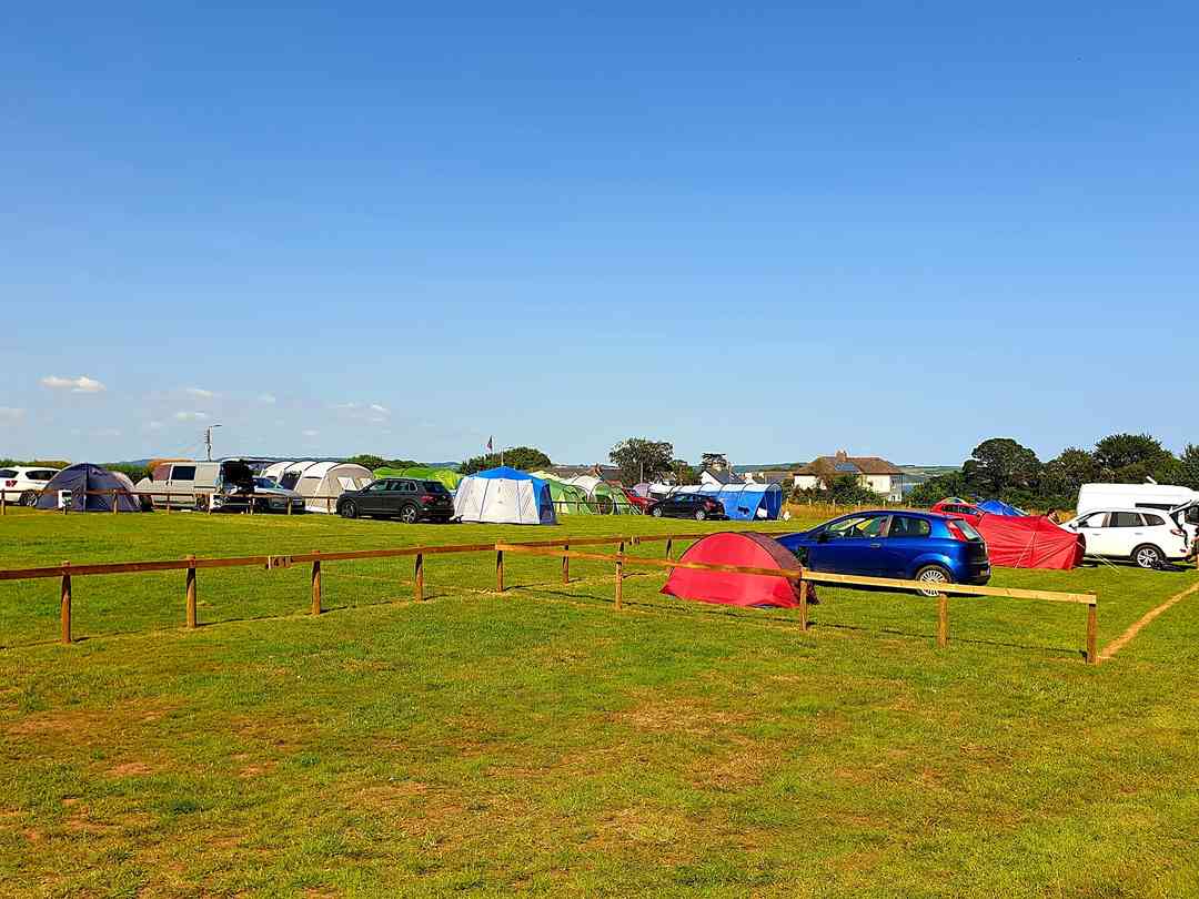 Five Trees Camping (foto aggiunta dal gestore il giorno 18/07/2021) Five Trees Camping (foto aggiunta dal gestore il giorno 18/07/2021)