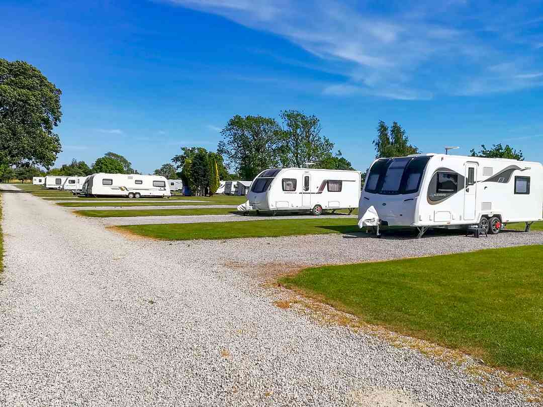 Willow Caravan Park (foto aggiunta dal gestore il giorno 18/04/2023) Willow Caravan Park (foto aggiunta dal gestore il giorno 18/04/2023)