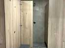 Roomy showers