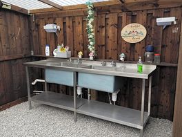 Washing up facilities