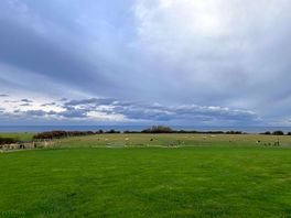 Great position on the coastal path. lovely views out to sea and of robin hoods bay