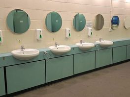 Ladies sinks with plug sockets and mirrors