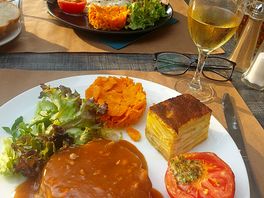 Reataurant food catered for gluten free