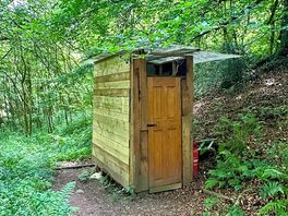 Composttoilet en warme douche