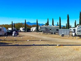 Large gravel pitches