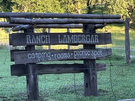 Entrance sign
