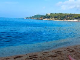 Fenals beach