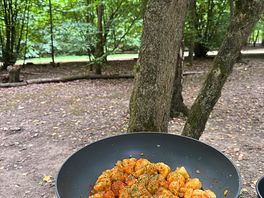 Cooking outside on the rabbit pitch