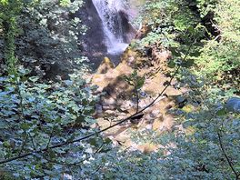 Waterfall trial
