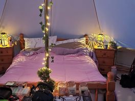 Bell tent bed