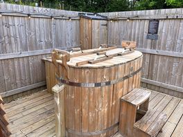 Hot tub