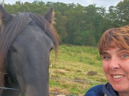 2 lovey friendly little ponies