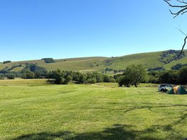 Campsite field looking towards castleton, peveril castle and the devil’s arse.