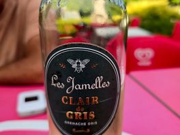 Delicious wines at the snack bar