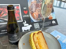 Orange and lemon cake and drinks for the afternoon