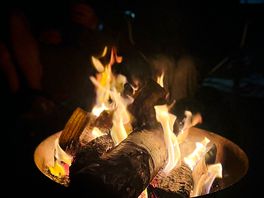 You can rent a fire pit for the obligatory toasting marshmallow.🔥