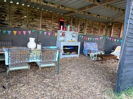 Cosy undercover area.