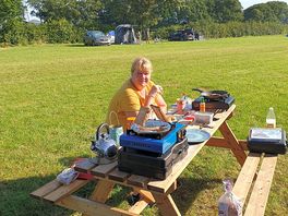 Lovely campsite, flat pitch, picnic tables, quiet location.