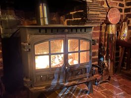 Beautiful fire in the lovely pub.
