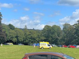 Bonus daily ice cream van