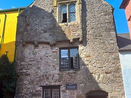 Local national trust building