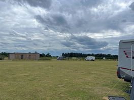 Spacious campsite