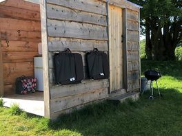 Sunbed loungers and a really clean bbq