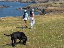 Bedruthan steps walk