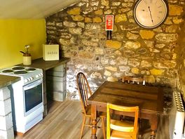 Kitchen 2/2