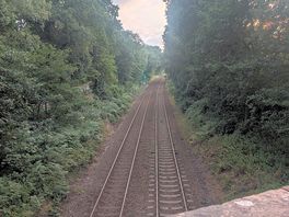 Access to a railway