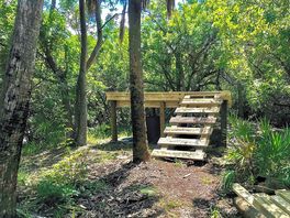 Raised trapezoid platform to sleep on