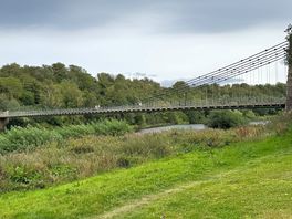 Chain bridge