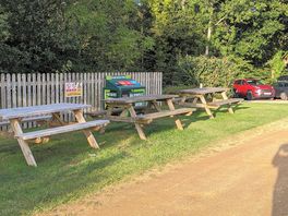 Optional seating...very thoughtfully provided 🥰