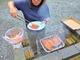 Using the free disposable bbq in the bbq area