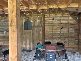 Bar& sitting area